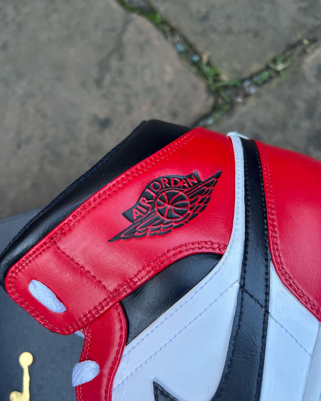 Chicago J1 Customs